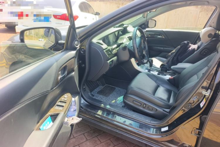 Used Honda Accord 2015 2.4L EX Luxury Edition Driver Seat