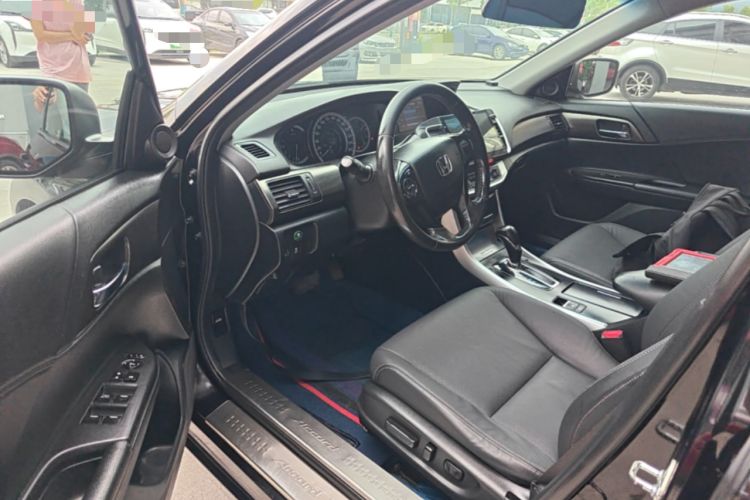 Used Honda Accord 2015 2.0L LXS Elite Edition Driver Seat