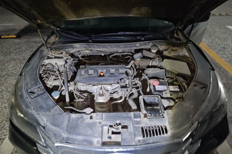 Used Honda Accord 2015 2.0L LX Comfort Edition Engine Bay