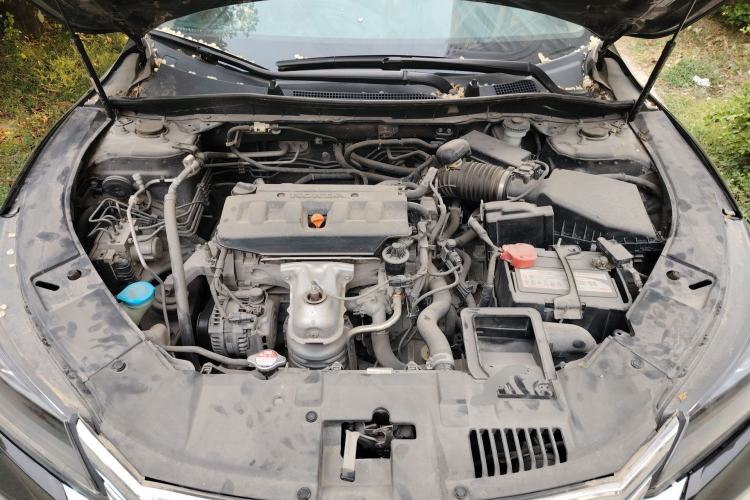 Used Honda Accord 2015 2.0L LX Comfort Edition Engine Bay