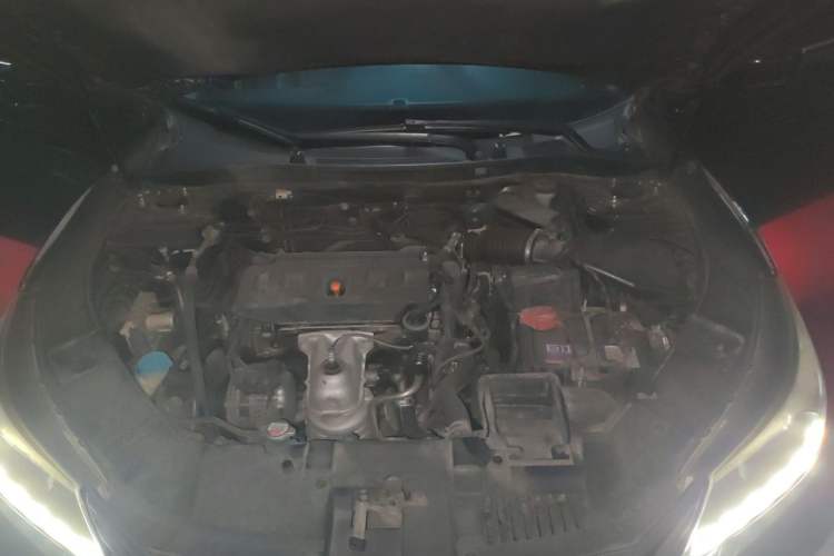Used Honda Accord 2015 2.0L LX Comfort Edition Engine Bay