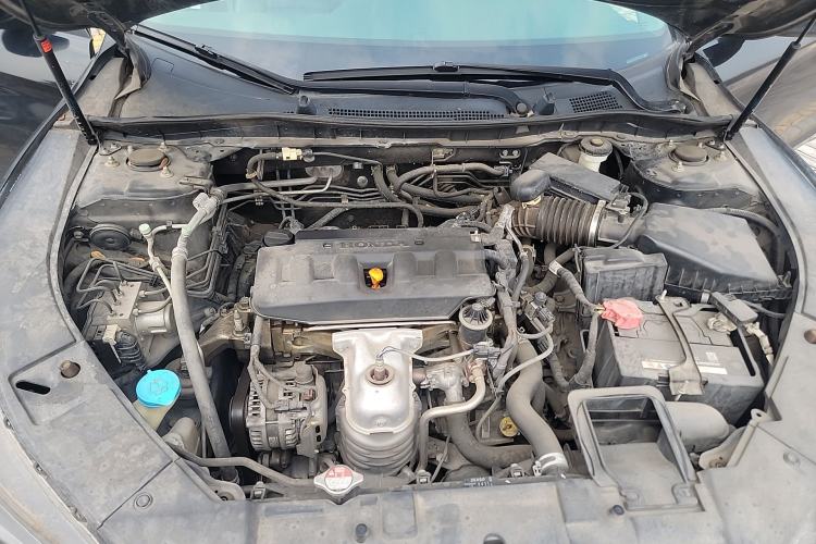 Used Honda Accord 2015 2.0L LXS Elite Edition Engine Bay