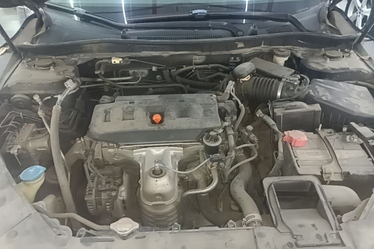 Used Honda Accord 2015 2.0L LX Comfort Edition Engine Bay