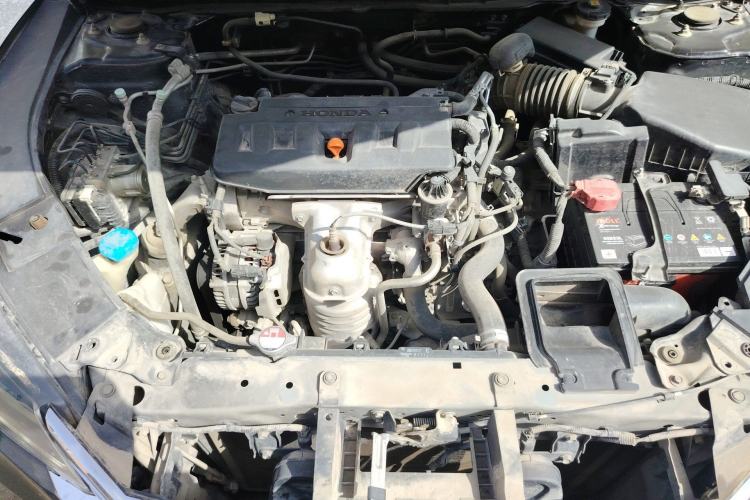 Used Honda Accord 2015 2.0L LX Comfort Edition Engine Bay
