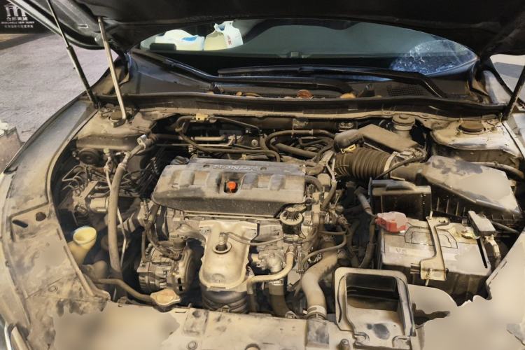 Used Honda Accord 2015 2.0L EX Luxury Edition Engine Bay