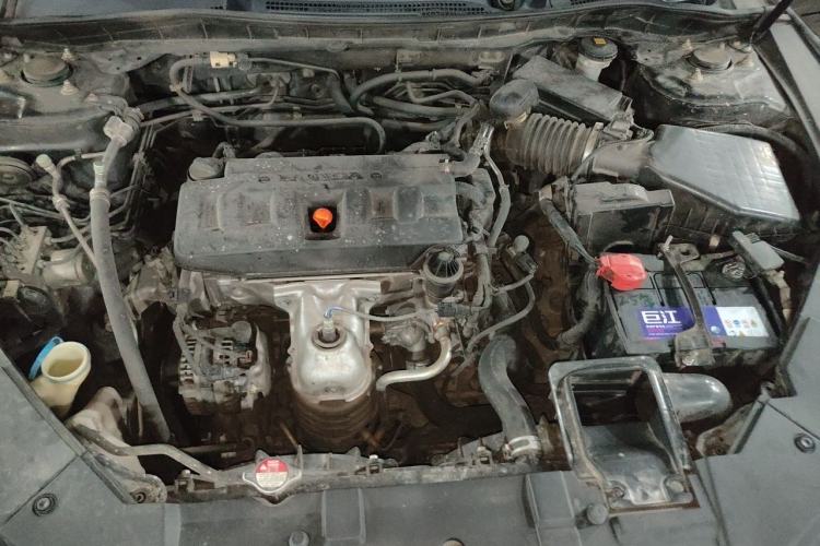 Used Honda Accord 2015 2.0L LX Comfort Edition Engine Bay