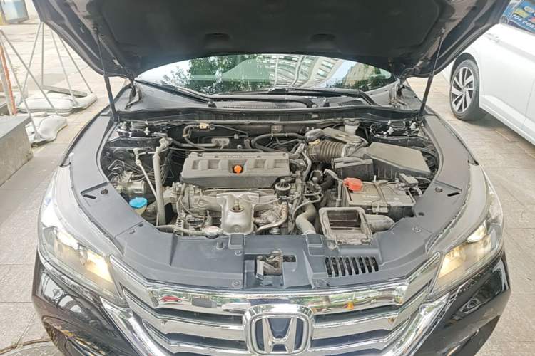 Used Honda Accord 2015 2.0L LXS Elite Edition Engine Bay