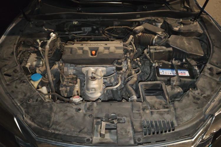 Used Honda Accord 2015 2.0L LXS Elite Edition Engine Bay