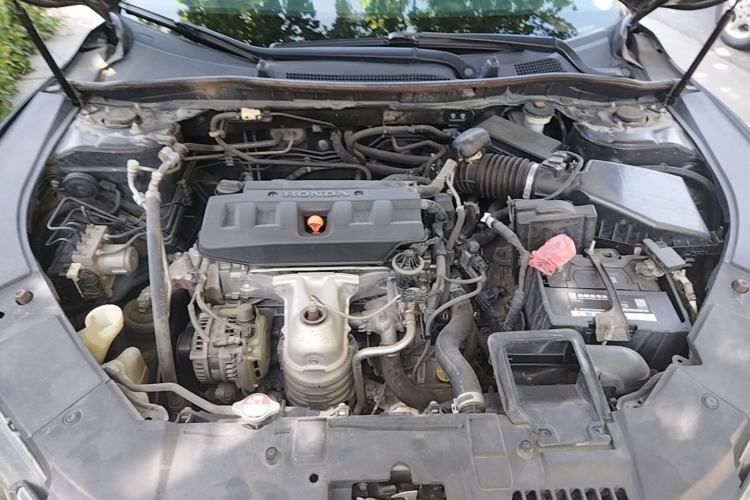Used Honda Accord 2015 2.0L LX Comfort Edition Engine Bay