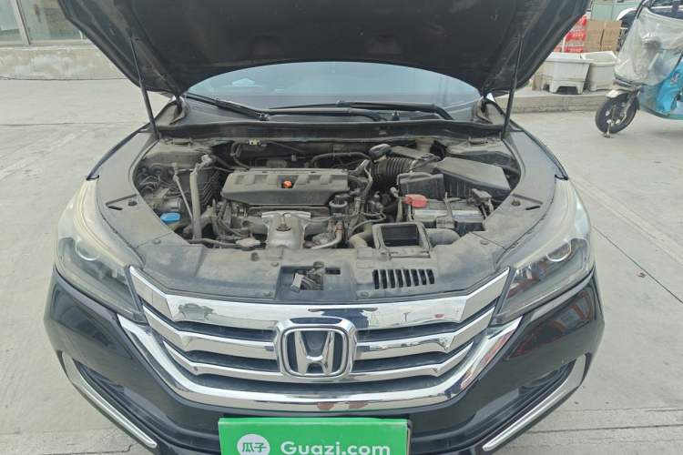 Used Honda Accord 2015 2.0L LX Comfort Edition Engine Bay