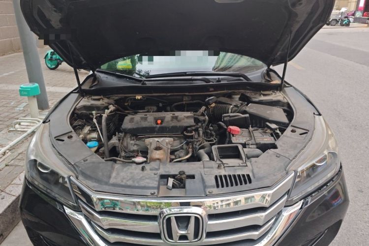 Used Honda Accord 2015 2.0L LX Comfort Edition Engine Bay