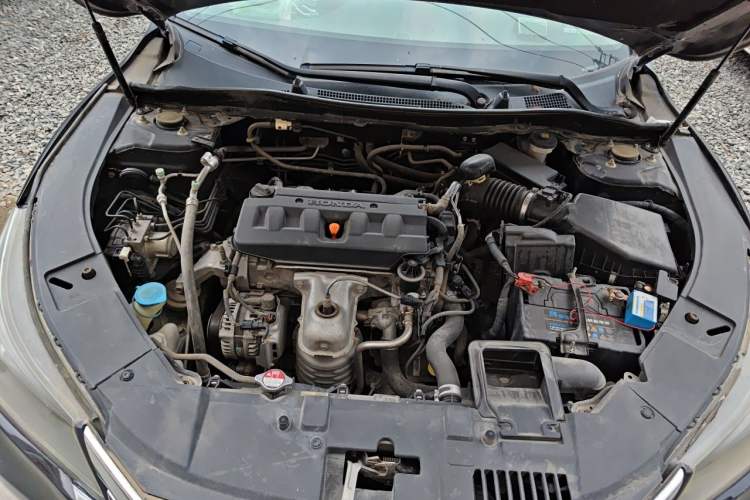 Used Honda Accord 2015 2.0L LX Comfort Edition Engine Bay