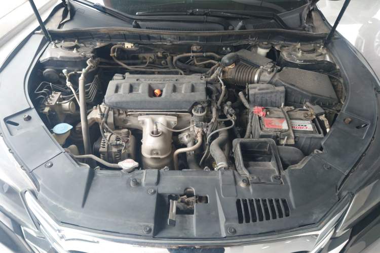 Used Honda Accord 2015 2.0L LXS Elite Edition Engine Bay