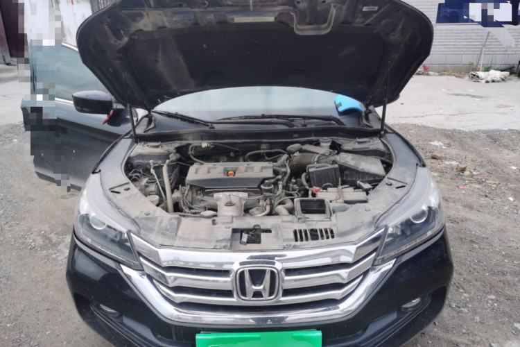 Used Honda Accord 2015 2.0L LX Comfort Edition Engine Bay