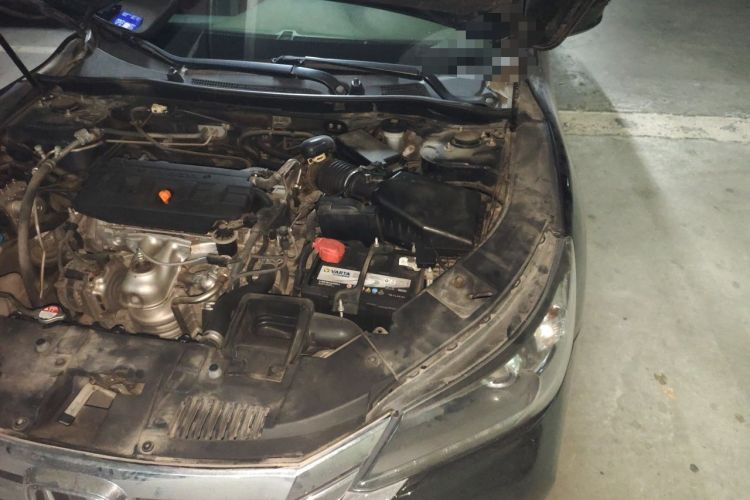 Used Honda Accord 2015 2.0L LX Comfort Edition Engine Bay Left