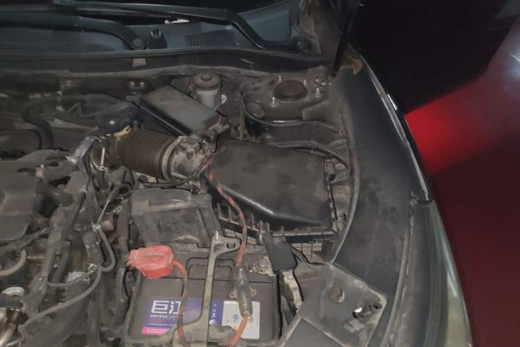 Used Honda Accord 2015 2.0L LX Comfort Edition Engine Bay Left