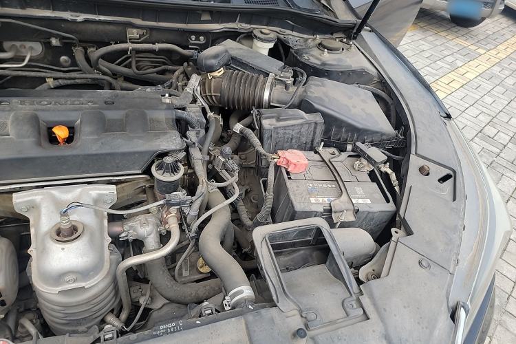 Used Honda Accord 2015 2.0L LXS Elite Edition Engine Bay Left