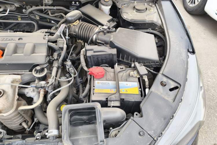 Used Honda Accord 2015 2.0L LX Comfort Edition Engine Bay Left