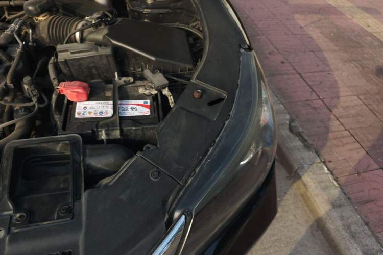 Used Honda Accord 2015 2.0L LXS Elite Edition Engine Bay Left