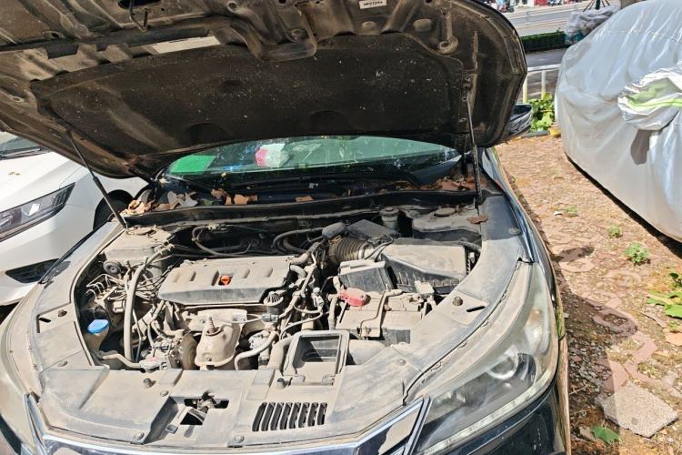 Used Honda Accord 2015 2.0L LX Comfort Edition Engine Bay Left