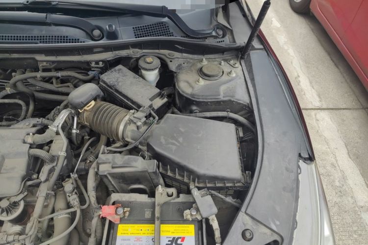 Used Honda Accord 2015 2.0L LX Comfort Edition Engine Bay Left