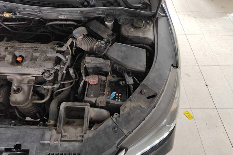 Used Honda Accord 2015 2.0L EX Luxury Edition Engine Bay Left
