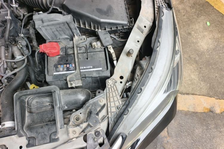 Used Honda Accord 2015 2.0L LXS Elite Edition Engine Bay Left
