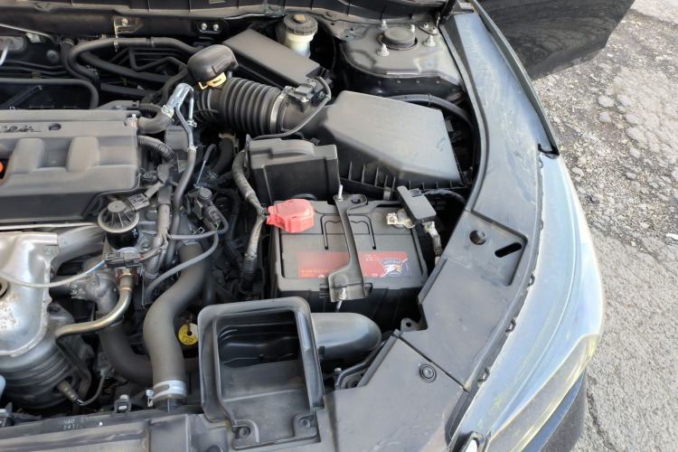 Used Honda Accord 2015 2.0L LX Comfort Edition Engine Bay Left