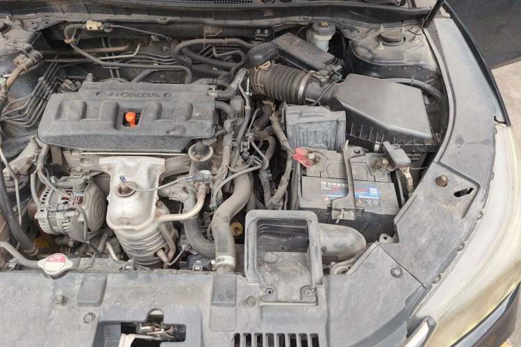 Used Honda Accord 2015 2.0L LX Comfort Edition Engine Bay Left