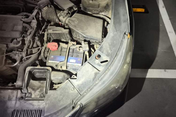Used Honda Accord 2015 2.0L LX Comfort Edition Engine Bay Left