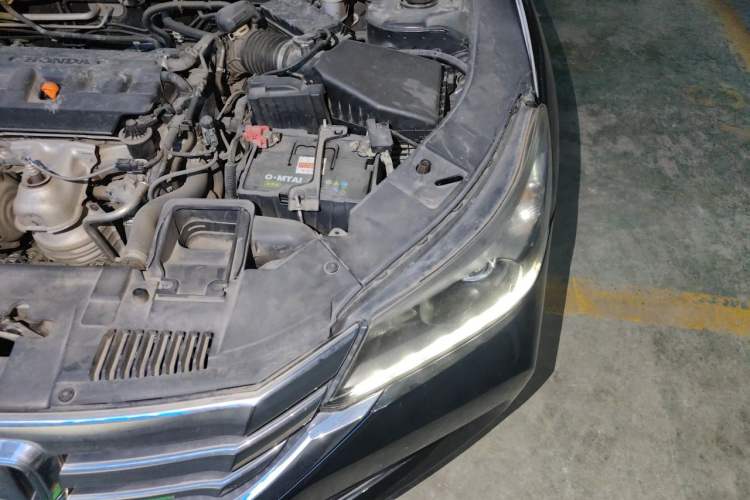 Used Honda Accord 2015 2.0L EX Luxury Edition Engine Bay Left