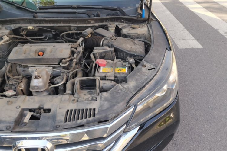 Used Honda Accord 2015 2.0L LXS Elite Edition Engine Bay Left