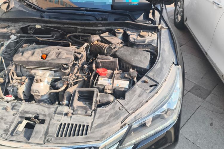 Used Honda Accord 2015 2.0L LX Comfort Edition Engine Bay Left