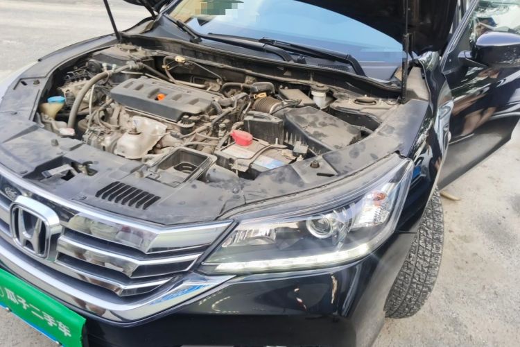 Used Honda Accord 2015 2.0L LX Comfort Edition Engine Bay Left