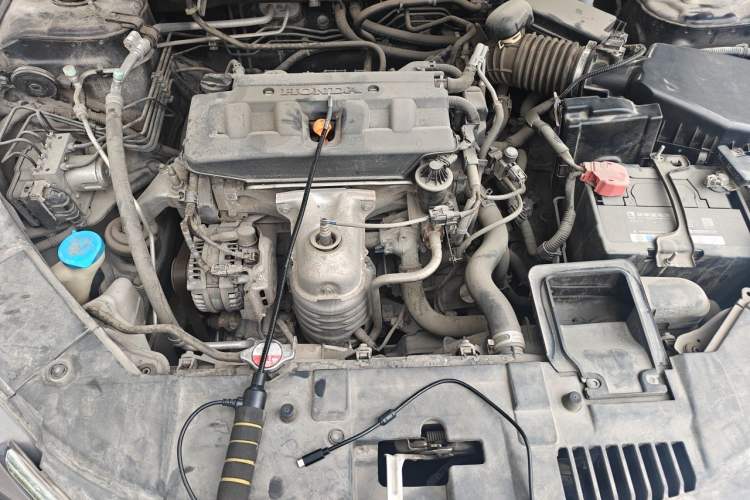 Used Honda Accord 2015 2.0L LX Comfort Edition Engine Bay