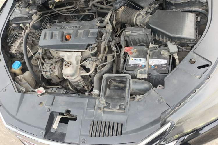 Used Honda Accord 2015 2.0L LXS Elite Edition Engine Bay