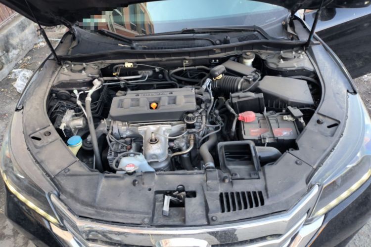 Used Honda Accord 2015 2.0L LX Comfort Edition Engine Bay