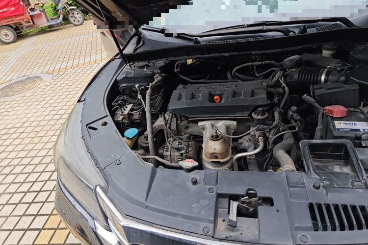 Used Honda Accord 2015 2.0L LXS Elite Edition Engine Bay Right