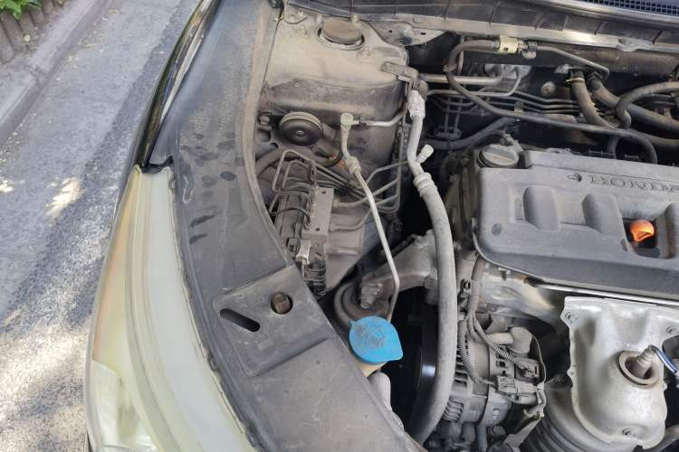 Used Honda Accord 2015 2.0L LX Comfort Edition Engine Bay Right