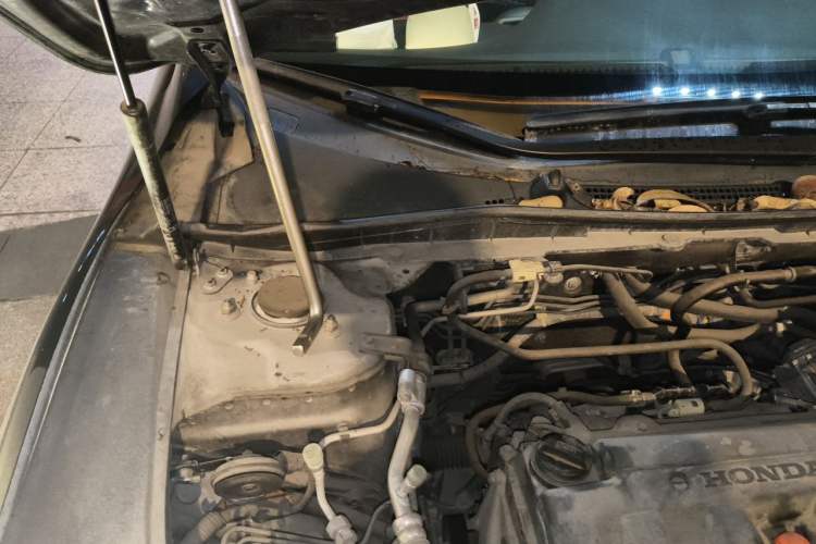 Used Honda Accord 2015 2.0L EX Luxury Edition Engine Bay Right
