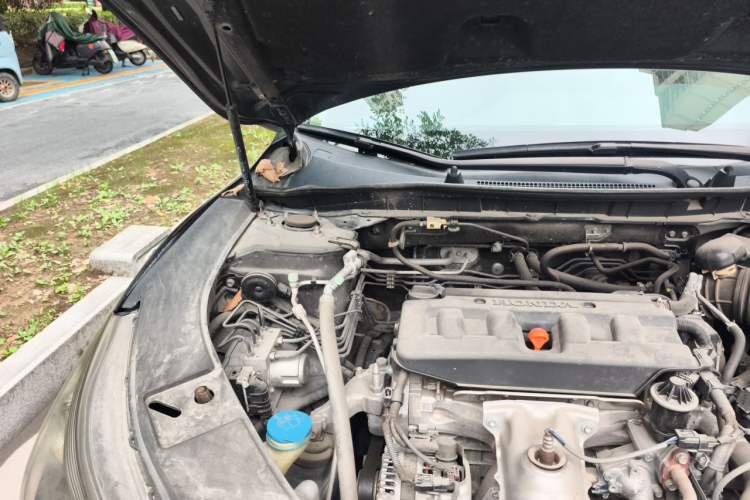 Used Honda Accord 2015 2.0L LX Comfort Edition Engine Bay Right