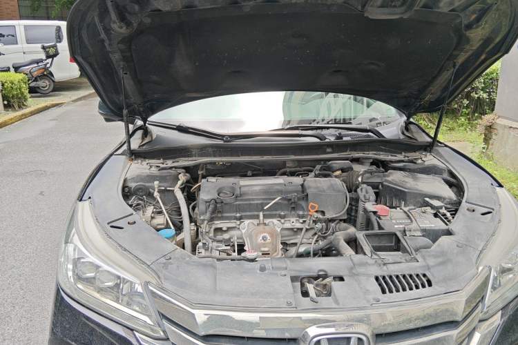 Used Honda Accord 2015 2.4L EX Luxury Edition Engine Bay Right