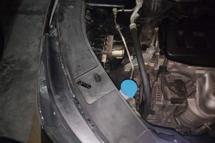 Used Honda Accord 2015 2.0L LX Comfort Edition Engine Bay Right