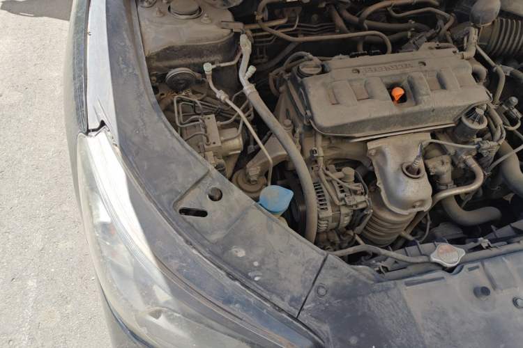 Used Honda Accord 2015 2.0L LXS Elite Edition Engine Bay Right