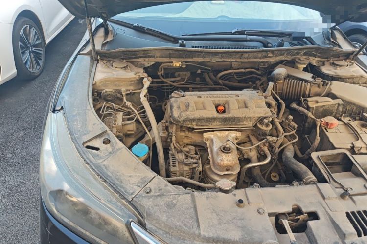 Used Honda Accord 2015 2.0L LX Comfort Edition Engine Bay Right