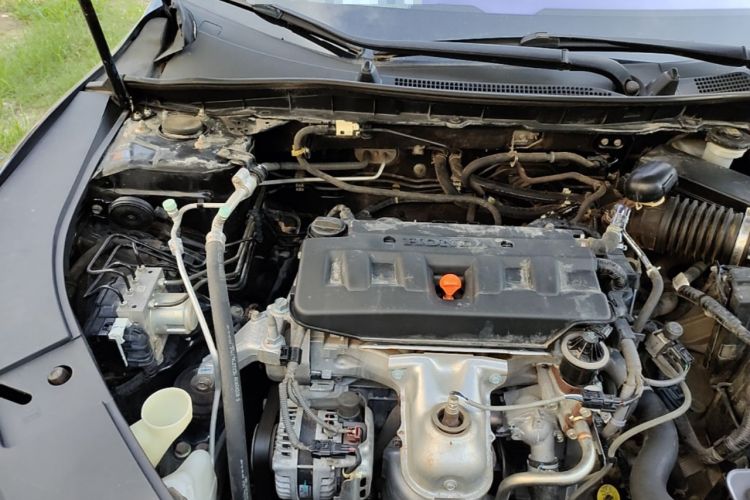 Used Honda Accord 2015 2.0L LX Comfort Edition Engine Bay Right