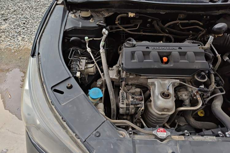 Used Honda Accord 2015 2.0L LX Comfort Edition Engine Bay Right