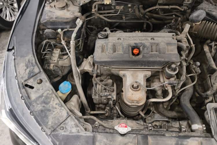 Used Honda Accord 2015 2.0L LX Comfort Edition Engine Bay Right