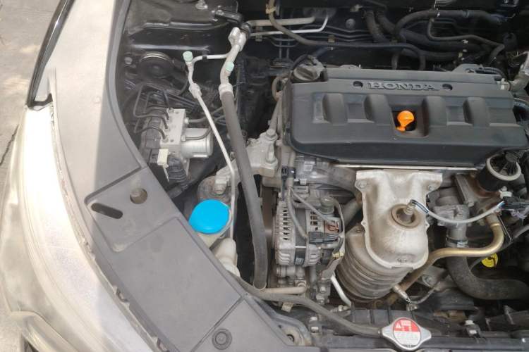 Used Honda Accord 2015 2.0L LX Comfort Edition Engine Bay Right