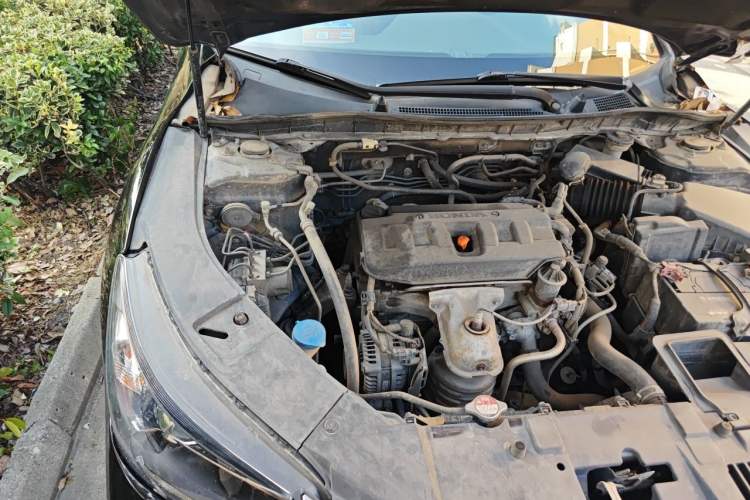 Used Honda Accord 2015 2.0L EX Luxury Edition Engine Bay Right